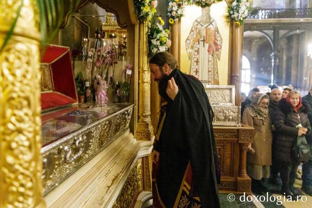 Priveghere la praznicul Întâmpinării Domnului, la Catedrala Mitropolitană din Iași 2025 / Foto: pr. Silviu Cluci Priveghere la praznicul Întâmpinării Domnului, la Catedrala Mitropolitană din Iași 2025