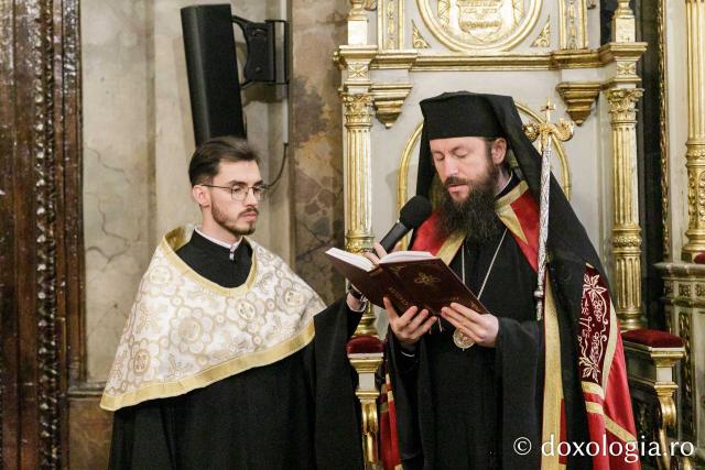 Priveghere la praznicul Întâmpinării Domnului, la Catedrala Mitropolitană din Iași 2025 / Foto: pr. Silviu Cluci Priveghere la praznicul Întâmpinării Domnului, la Catedrala Mitropolitană din Iași 2025