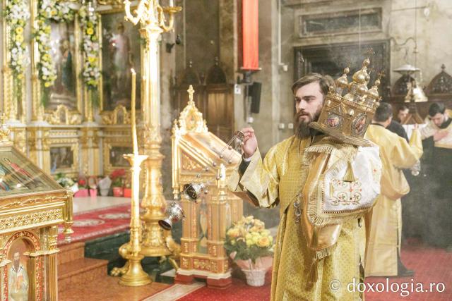 Priveghere la praznicul Întâmpinării Domnului, la Catedrala Mitropolitană din Iași 2025 / Foto: pr. Silviu Cluci Priveghere la praznicul Întâmpinării Domnului, la Catedrala Mitropolitană din Iași 2025