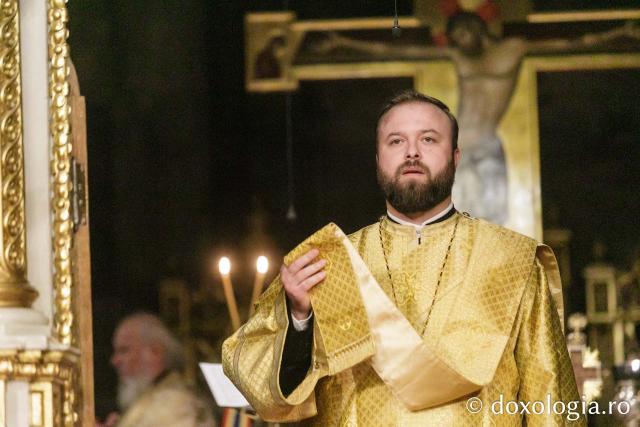 Priveghere la praznicul Întâmpinării Domnului, la Catedrala Mitropolitană din Iași 2025 / Foto: pr. Silviu Cluci Priveghere la praznicul Întâmpinării Domnului, la Catedrala Mitropolitană din Iași 2025