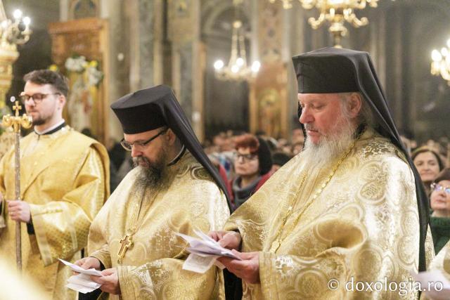 Priveghere la praznicul Întâmpinării Domnului, la Catedrala Mitropolitană din Iași 2025 / Foto: pr. Silviu Cluci Priveghere la praznicul Întâmpinării Domnului, la Catedrala Mitropolitană din Iași 2025