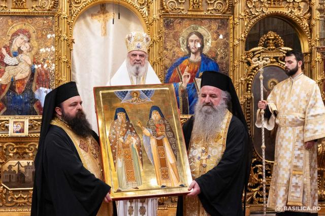 Centenarul Patriarhiei Române și Proclamarea celor 16 sfinți români / Foto credit: Basilica.ro / Raluca-Emanuela Ene Centenarul Patriarhiei Române și Proclamarea celor 16 sfinți români