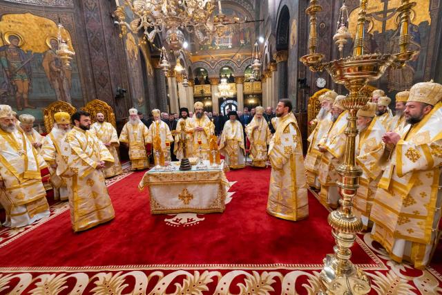 Slujbă de Te Deum la Centenarul Patriarhiei Române