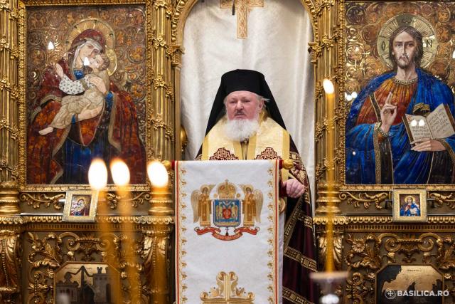 Cei 16 sfinții români canonizați, pomeniți pentru ultima oară în cadrul slujbei parastasului