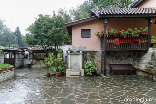 Mănăstirea „Sfinții Constantin și Elena” din Bulgaria