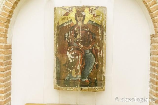 Expoziția „Crucii Tale ne închinăm, Stăpâne, și sfântă Învierea Ta o lăudăm și o slăvim” / Foto: pr. Silviu Cluci Expoziția „Crucii Tale ne închinăm, Stăpâne, și sfântă Învierea Ta o lăudăm și o slăvim”