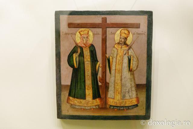 Expoziția „Crucii Tale ne închinăm, Stăpâne, și sfântă Învierea Ta o lăudăm și o slăvim” / Foto: pr. Silviu Cluci Expoziția „Crucii Tale ne închinăm, Stăpâne, și sfântă Învierea Ta o lăudăm și o slăvim”