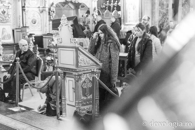 Prima Liturghie a Darurilor înainte sfințite din acest post, la Catedrala Mitropolitană din Iași / Foto: pr. Silviu Cluci Prima Liturghie a Darurilor înainte sfințite din acest post, la Catedrala Mitropolitană din Iași