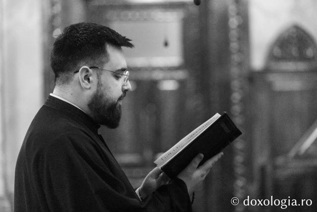 Prima Liturghie a Darurilor înainte sfințite din acest post, la Catedrala Mitropolitană din Iași / Foto: pr. Silviu Cluci Prima Liturghie a Darurilor înainte sfințite din acest post, la Catedrala Mitropolitană din Iași