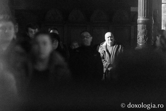 Prima Liturghie a Darurilor înainte sfințite din acest post, la Catedrala Mitropolitană din Iași / Foto: pr. Silviu Cluci Prima Liturghie a Darurilor înainte sfințite din acest post, la Catedrala Mitropolitană din Iași