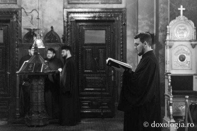 Prima Liturghie a Darurilor înainte sfințite din acest post, la Catedrala Mitropolitană din Iași / Foto: pr. Silviu Cluci Prima Liturghie a Darurilor înainte sfințite din acest post, la Catedrala Mitropolitană din Iași
