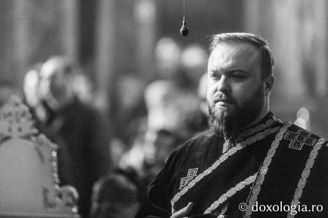 Prima Liturghie a Darurilor înainte sfințite din acest post, la Catedrala Mitropolitană din Iași / Foto: pr. Silviu Cluci Prima Liturghie a Darurilor înainte sfințite din acest post, la Catedrala Mitropolitană din Iași