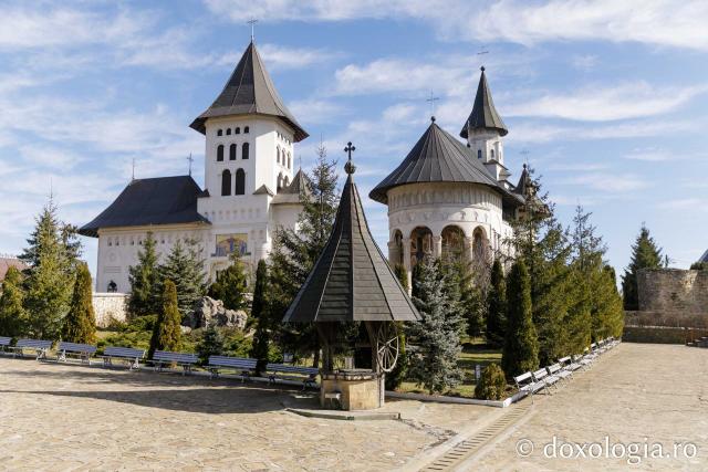 Mănăstirea Hadâmbu