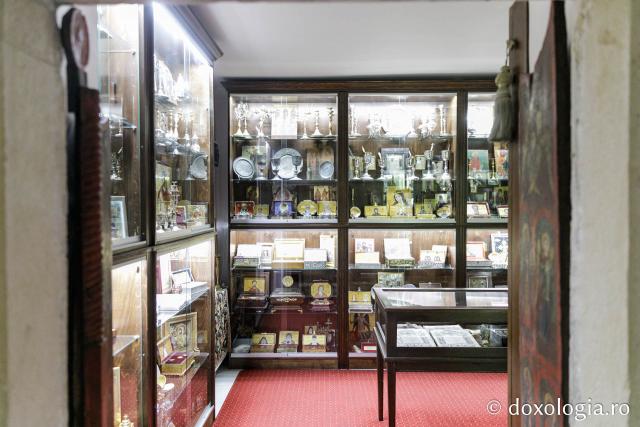 Odoarele Mănăstirii Kassopitra din Corfu