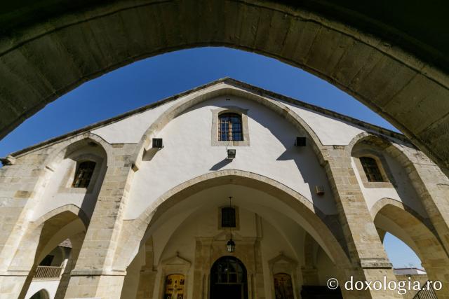 Mănăstirea „Sfânta Cruce” din Omodos, Cipru