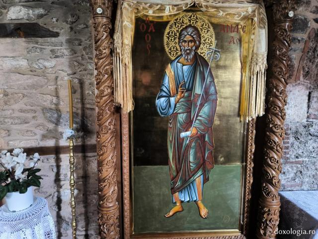 (Foto) Biserica „Sfântul Apostol Andrei” din Peristera – monumentul bizantin ce adăpostește moaștele Sfântului Eftimie cel Nou / Foto: Pr. Marin Osoianu (Foto) Biserica „Sfântul Apostol Andrei” din Peristera – monumentul bizantin ce adăpostește moaștele Sfântului Eftimie cel Nou