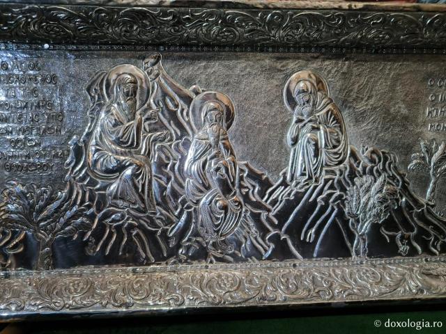 (Foto) Biserica „Sfântul Apostol Andrei” din Peristera – monumentul bizantin ce adăpostește moaștele Sfântului Eftimie cel Nou