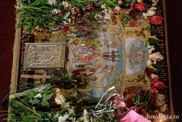 Slujba Prohodului Domnului la Catedrala Mitropolitană din Iași