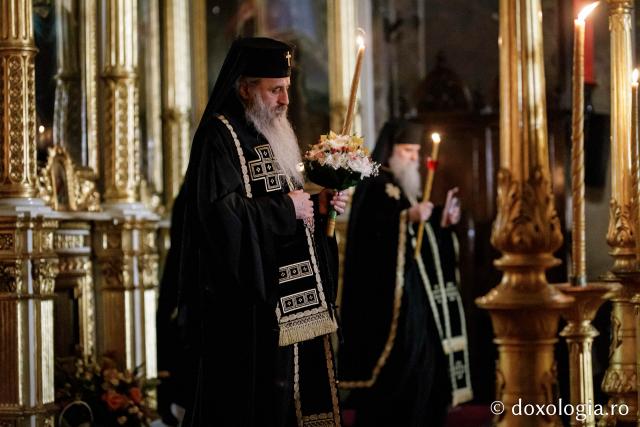 Slujba Prohodului Domnului la Catedrala Mitropolitană din Iași
