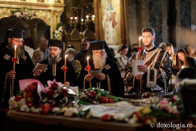 Slujba Prohodului Domnului la Catedrala Mitropolitană din Iași