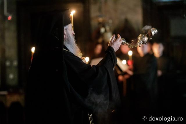 Slujba Prohodului Domnului la Catedrala Mitropolitană din Iași
