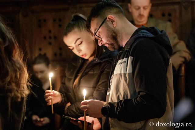 Slujba Prohodului Domnului la Catedrala Mitropolitană din Iași