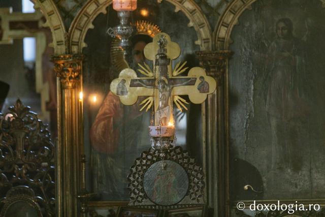 Marea Luni la Biserica „Ziua Crucii” din Iași