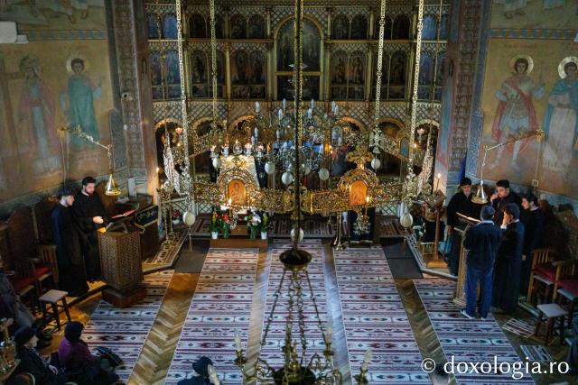 Marea Luni la Biserica „Ziua Crucii” din Iași