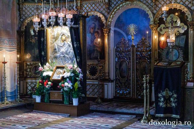 Marea Luni la Biserica „Ziua Crucii” din Iași