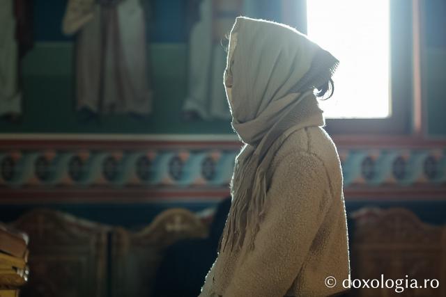 Sfânta Liturghie din Joia Mare la Mănăstirea Paltin