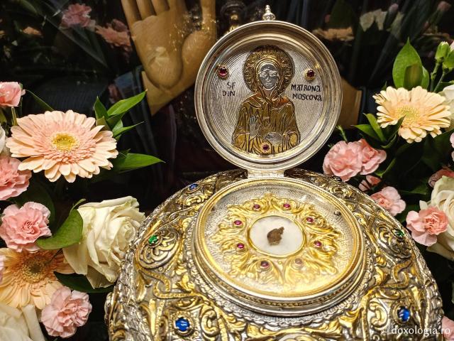 Paraclisul Sfinților Tămăduitori de la Darvari – loc de mângâiere în inima Bucureștiului
