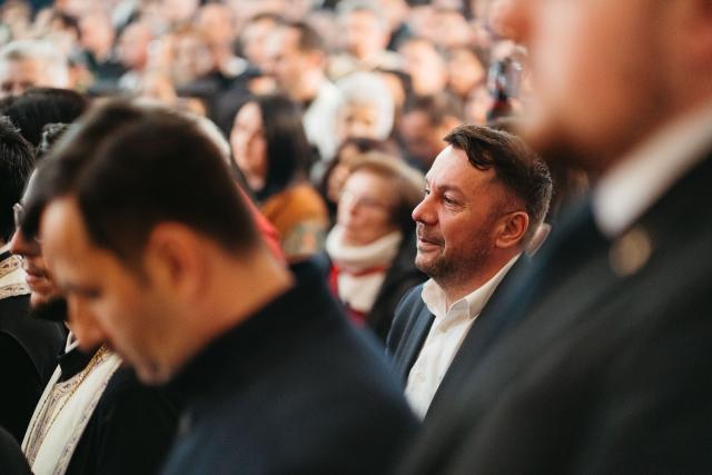 Întronizarea Preasfințitului Părinte BenedicÎntronizarea Preasfințitului Părinte Benedict ca Episcop al Sălajului / Foto: Rotund Perfectt ca Episcop al Sălajului / Foto: Rodund Perfect Întronizarea Preasfințitului Părinte Benedict ca Episcop al Sălajului