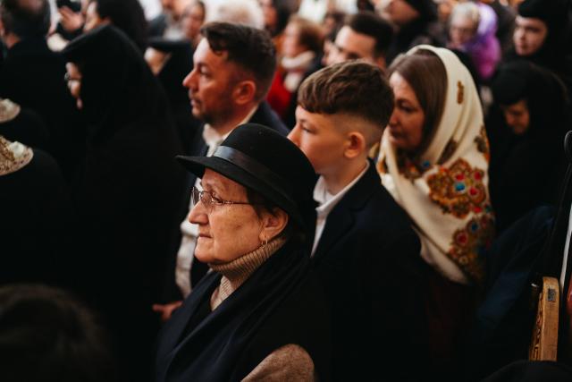 Întronizarea Preasfințitului Părinte BenedicÎntronizarea Preasfințitului Părinte Benedict ca Episcop al Sălajului / Foto: Rotund Perfectt ca Episcop al Sălajului / Foto: Rodund Perfect Întronizarea Preasfințitului Părinte Benedict ca Episcop al Sălajului