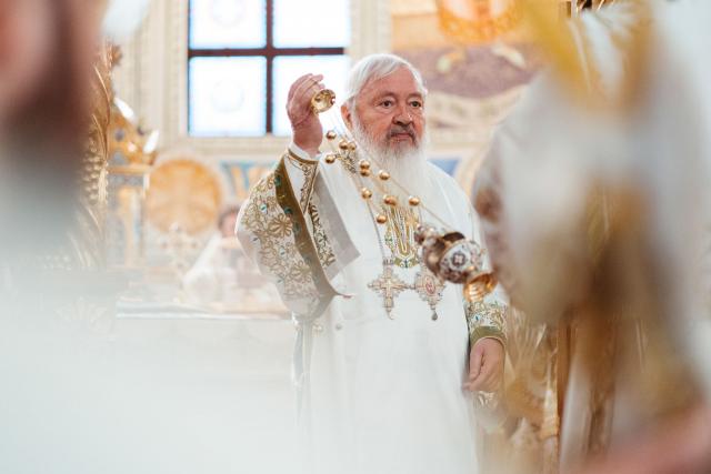 Întronizarea Preasfințitului Părinte BenedicÎntronizarea Preasfințitului Părinte Benedict ca Episcop al Sălajului / Foto: Rotund Perfectt ca Episcop al Sălajului / Foto: Rodund Perfect Întronizarea Preasfințitului Părinte Benedict ca Episcop al Sălajului