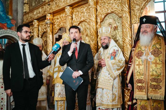 Întronizarea Preasfințitului Părinte BenedicÎntronizarea Preasfințitului Părinte Benedict ca Episcop al Sălajului / Foto: Rotund Perfectt ca Episcop al Sălajului / Foto: Rodund Perfect Întronizarea Preasfințitului Părinte Benedict ca Episcop al Sălajului