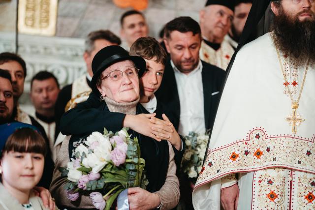 Întronizarea Preasfințitului Părinte BenedicÎntronizarea Preasfințitului Părinte Benedict ca Episcop al Sălajului / Foto: Rotund Perfectt ca Episcop al Sălajului / Foto: Rodund Perfect Întronizarea Preasfințitului Părinte Benedict ca Episcop al Sălajului