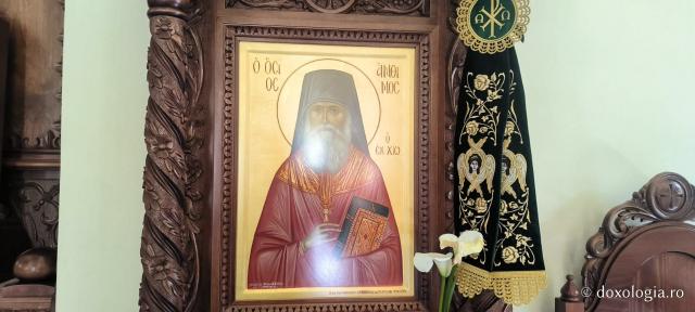 Sfântul Antim din Chios - Biserica „Sfântul Nichifor Leprosul” din Sirikari