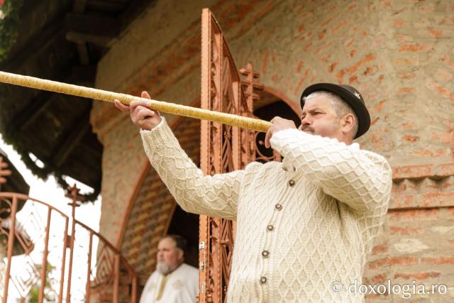 Mănăstirea Hadâmbu – 35 de ani de la reînființare