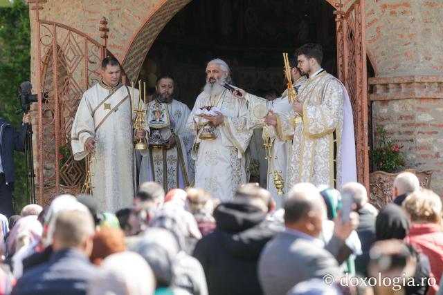 Mănăstirea Hadâmbu – 35 de ani de la reînființare