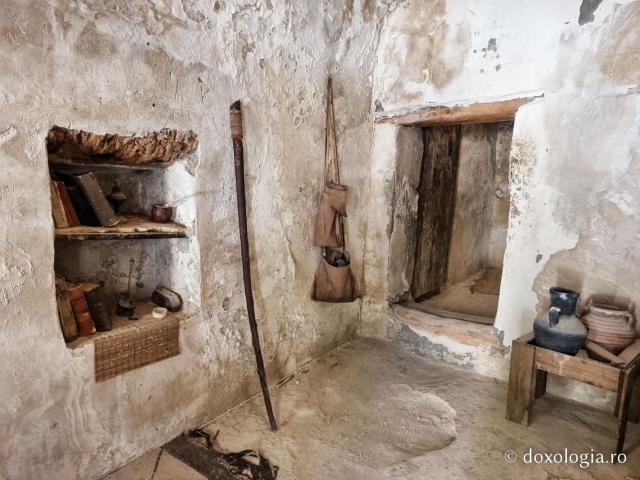 Chilie a vechilor nevoitori în deșertul Egiptului