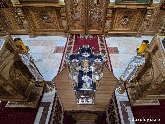 Mănăstirea Caraiman - unul dintre cele mai tinere locașuri monahale din Arhiepiscopia Bucureștilor (galerie FOTO)