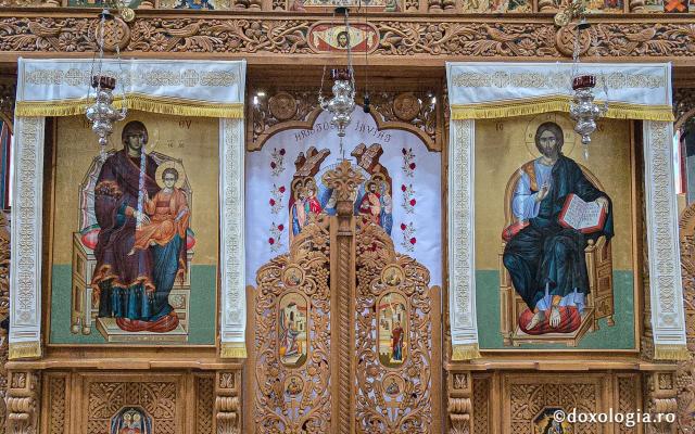 Mănăstirea Caraiman - unul dintre cele mai tinere locașuri monahale din Arhiepiscopia Bucureștilor (galerie FOTO)