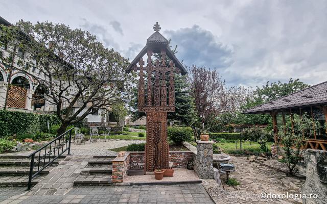 Mănăstirea „Sfânta Troiță” Feleacu
