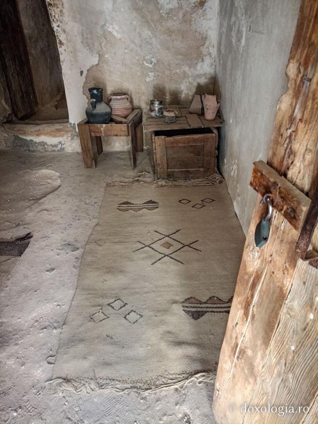 Chilie a vechilor nevoitori în deșertul Egiptului