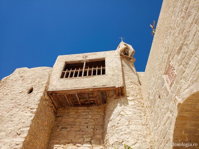 Acasă la Sfântul Cuvios Pavel Tebeul, lavra din pustiul Egiptului