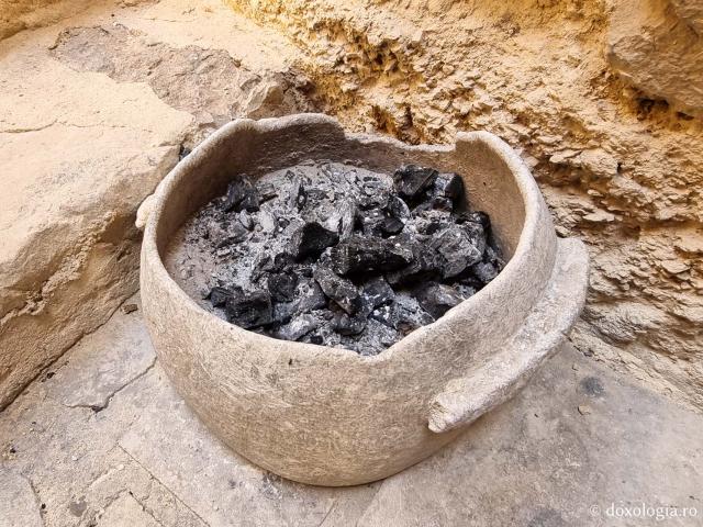 Acasă la Sfântul Cuvios Pavel Tebeul, lavra din pustiul Egiptului