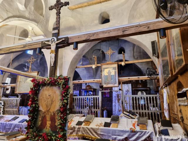Acasă la Sfântul Cuvios Pacel Tebeul, lavra din pustiul Egiptului