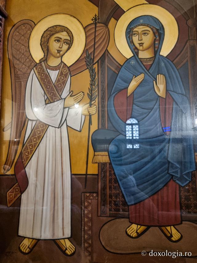 Clipe de liniște în biserica închinată Sfântului Macarie cel Mare