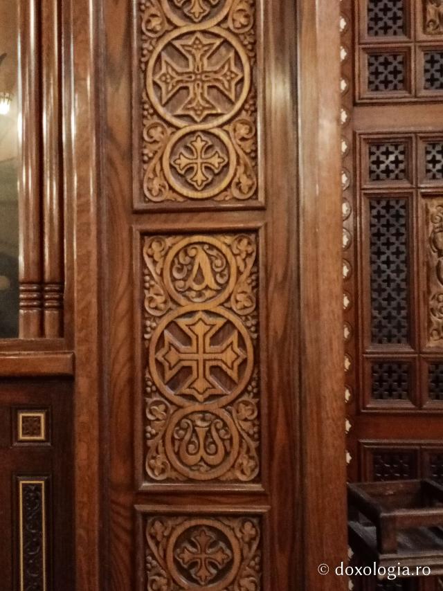 Clipe de liniște în biserica închinată Sfântului Macarie cel Mare