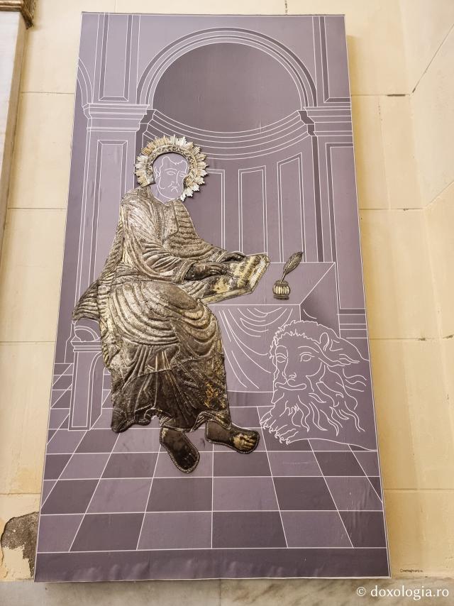 Pași de pelerin la catedrala închinată „Sfântului Apostol și Evanghelist Marcu” din Alexandria, Egipt / Foto: Magad Buftea Pași de pelerin la catedrala închinată „Sfântului Apostol și Evanghelist Marcu” din Alexandria, Egipt